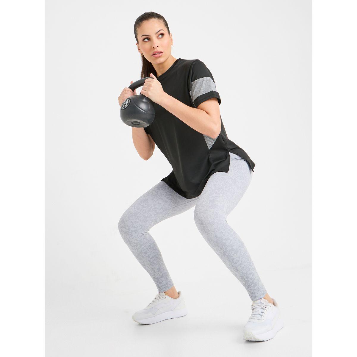 Styli Active Colorblock Side Slit Oversized Yoga Active Top-women-clothing-sportswearandactivewear-tshirtsandvests-image-1
