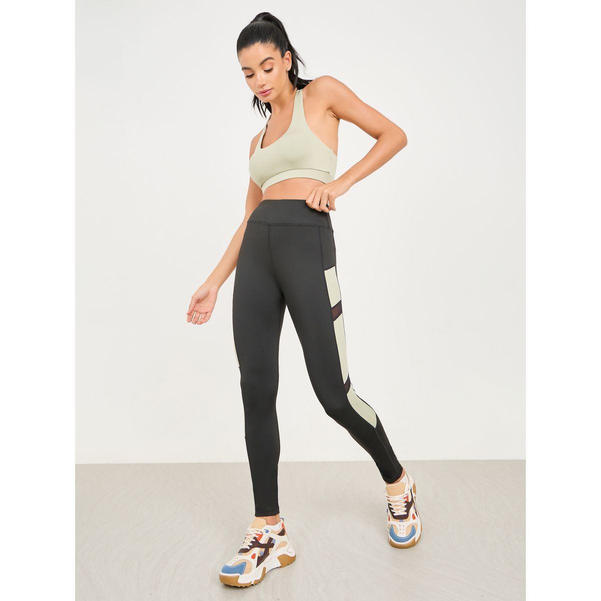 Styli Active Pack of 3 - Slogan Strap Detail Sports Bra, Top and Side Panel Legging Set-sports-women-clothing-trackpantsandtracksuits-image-6