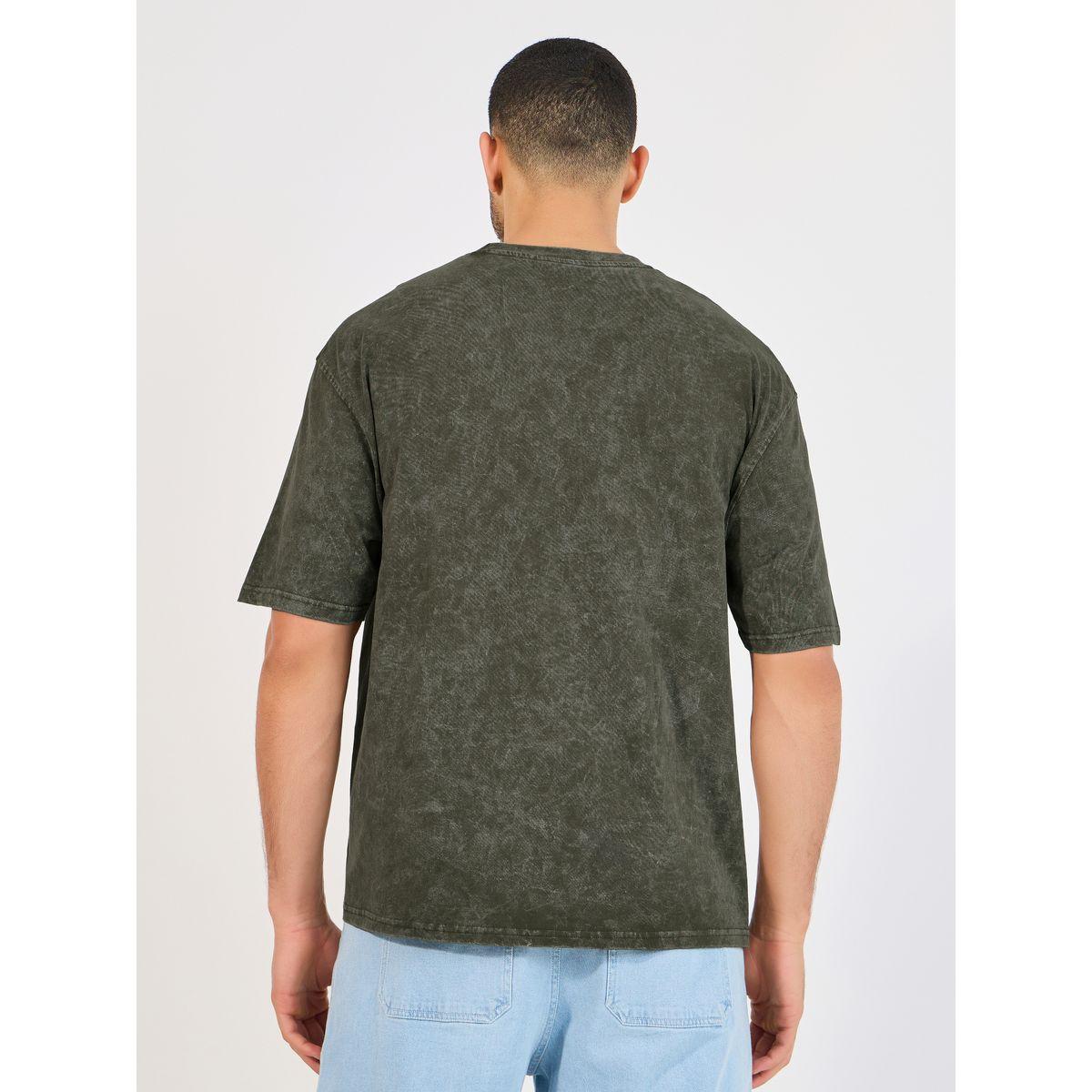 Styli Acid Washed Oversized T-Shirt with Rose Embroidery Detail-men-clothing-tshirtsandpolos-tshirts-image-4