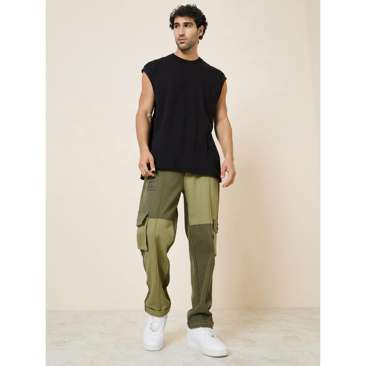 Styli Limited Denim Twill Colorblock Cargo Pants with Patch Label Detail-men-clothing-bottoms-trousersandchinos-trousers-image-2
