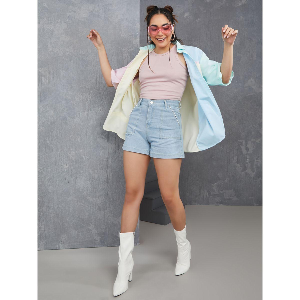 Styli Pearl Embellished Pocket Detail Denim Shorts-women-clothing-bottoms-shorts-image-2
