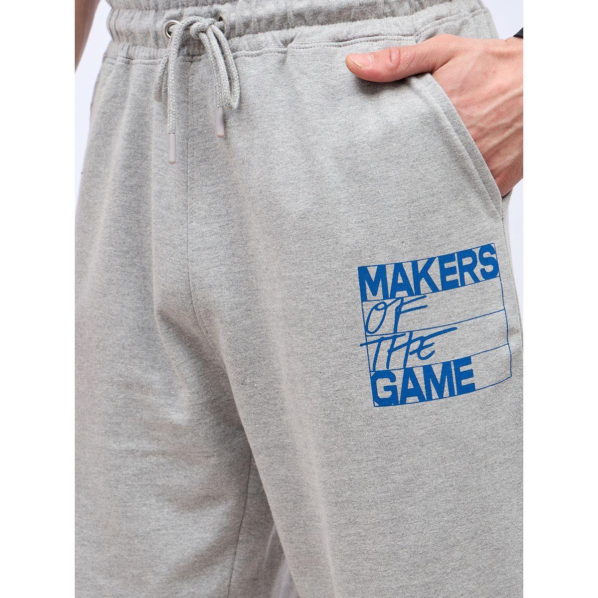 جوغر بقصة فضفاضة وطبعة بليسمنت-men-clothing-bottoms-joggers-image-5