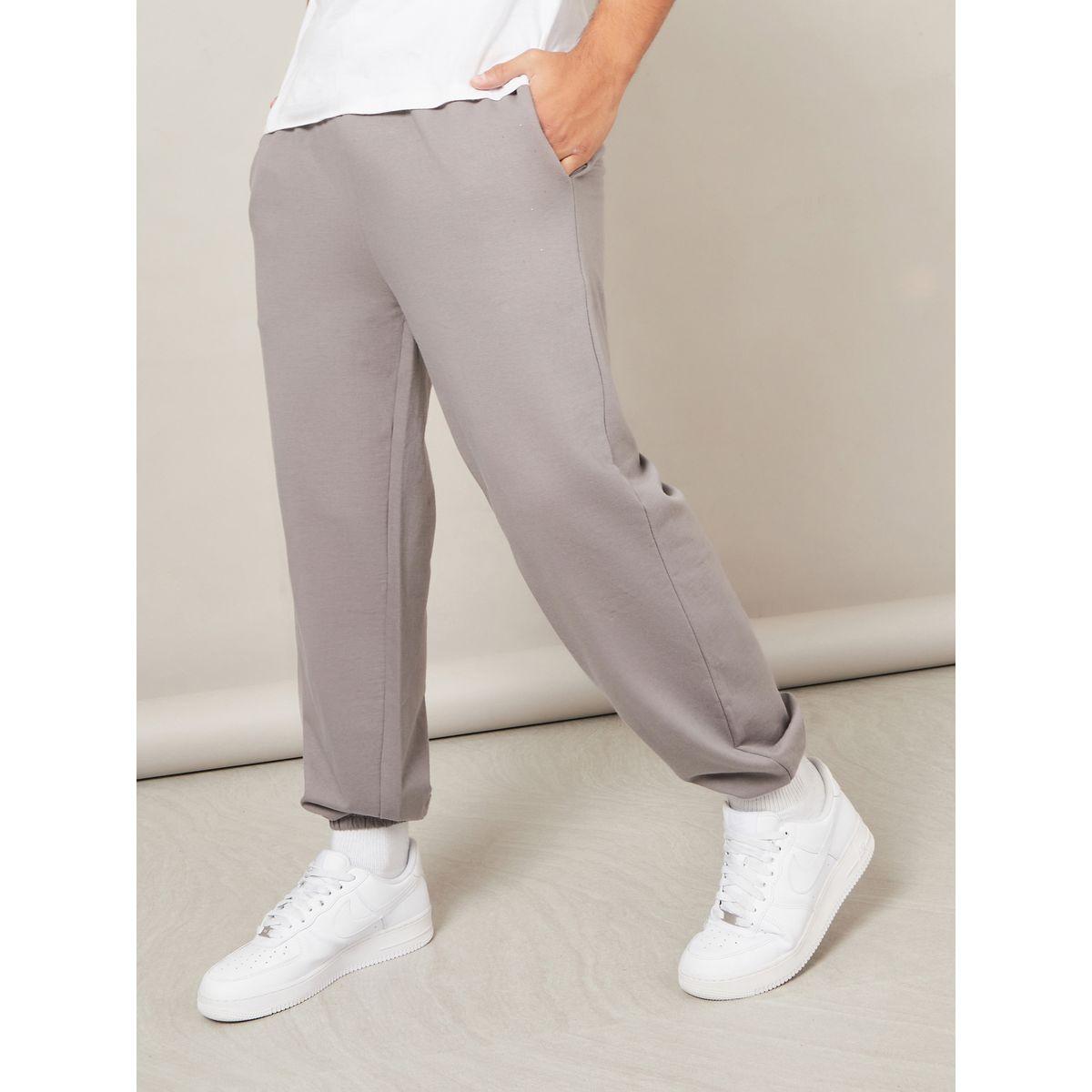 بنطال جوغر بقصة مريحة-men-clothing-bottoms-joggers-image-1