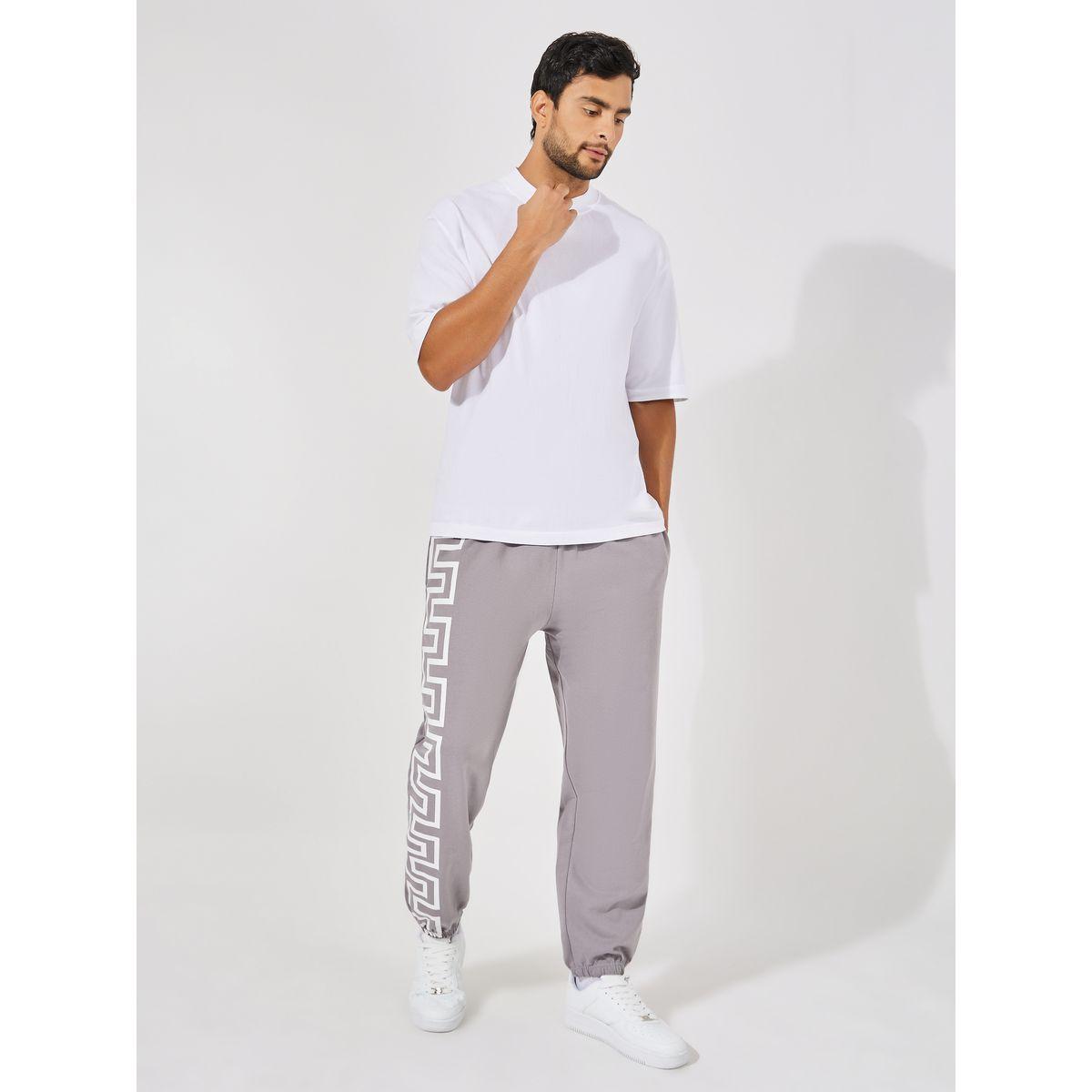 جوغر بقصة مريحة مع حواف مطاطية-men-clothing-bottoms-joggers-image-2