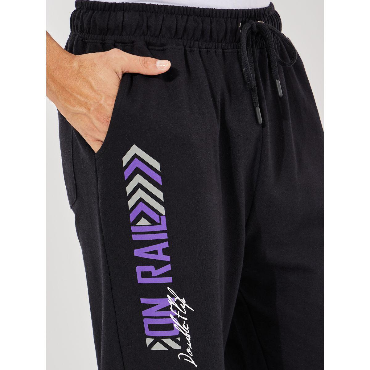 جوغر فضفاض بطبعة فارسيتي مع حواف مطاطية-men-clothing-bottoms-joggers-image-3