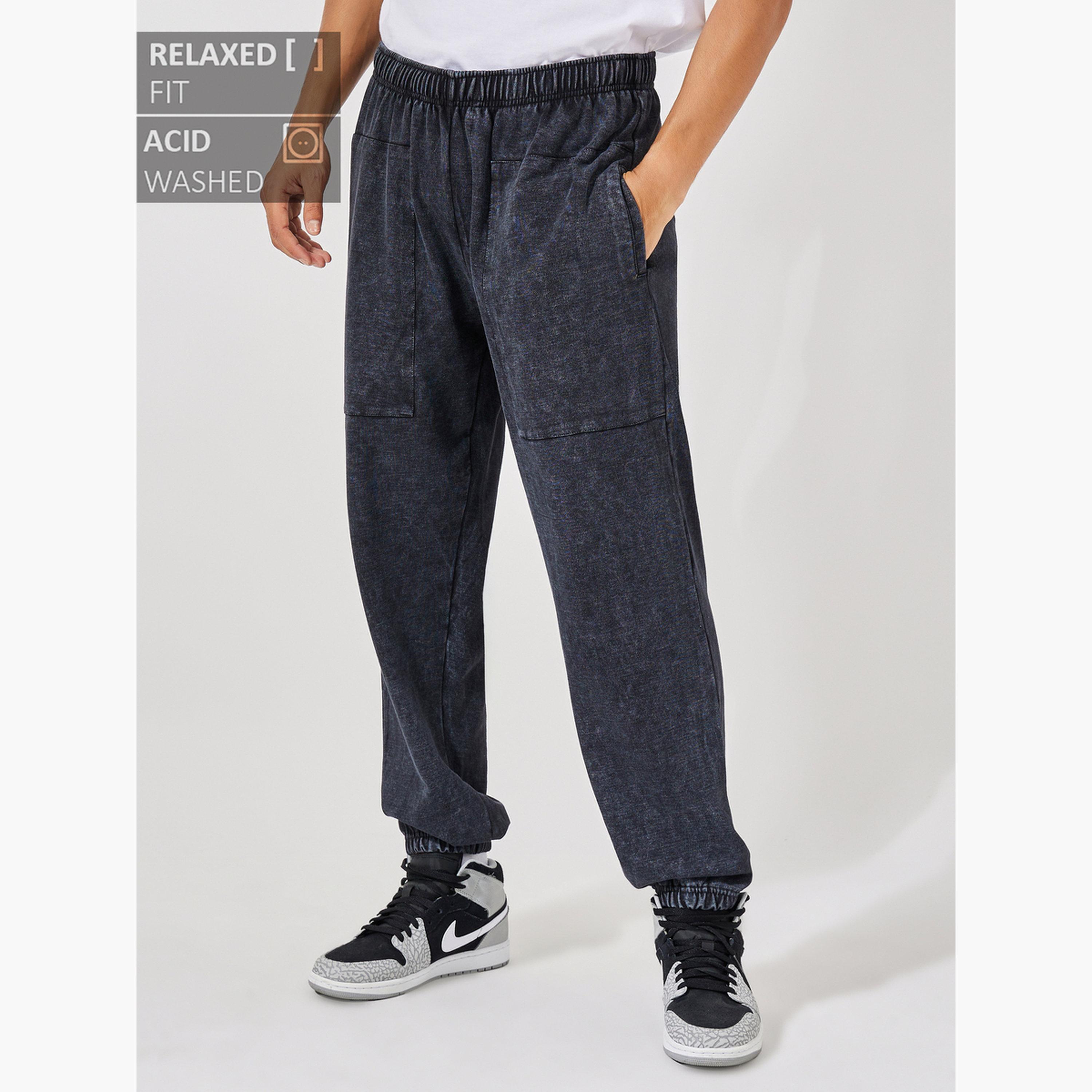 ستايلي - بنطال رياضي مريح بقصّة مريحة مع أطراف مطاطية-men-clothing-bottoms-joggers-image-1