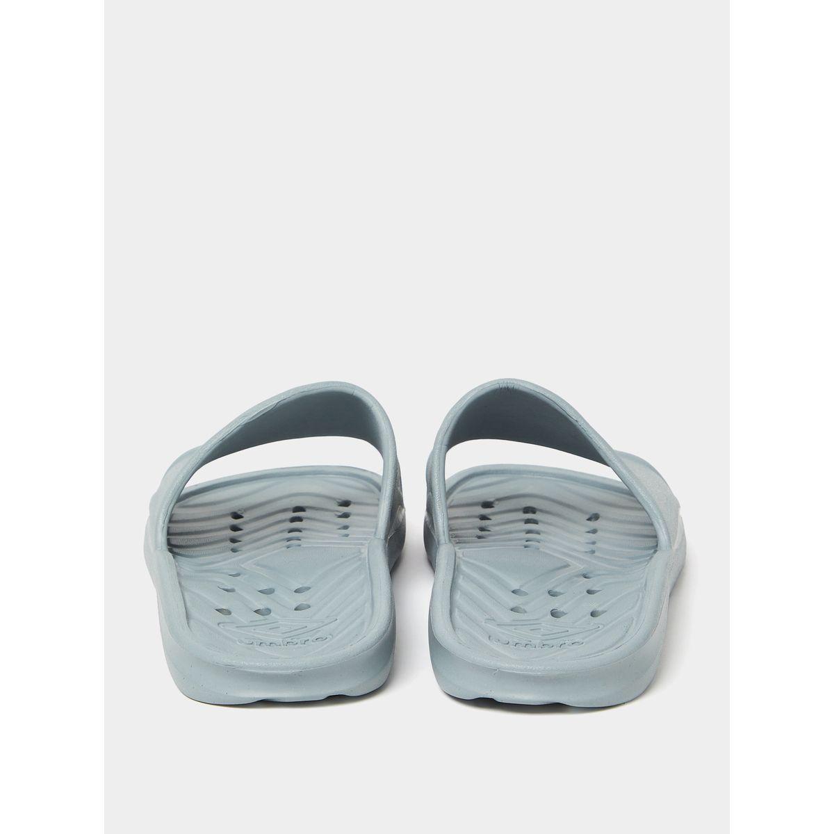 شبشب حمام مطبع بشعار امبرو-men-shoes-flipflopsandslides-image-3
