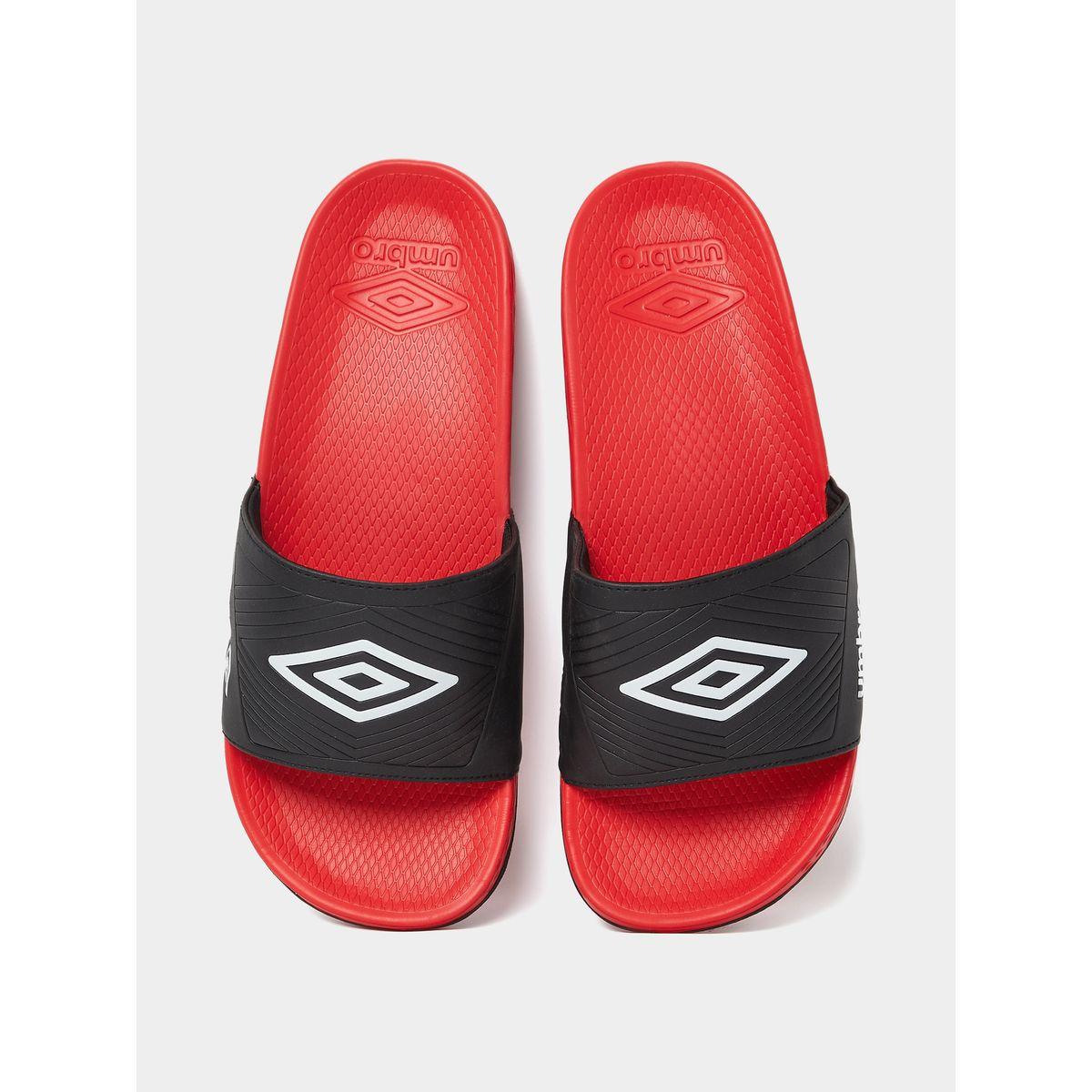 شبشب حمام مطبع بشعار امبرو-men-shoes-flipflopsandslides-image-2