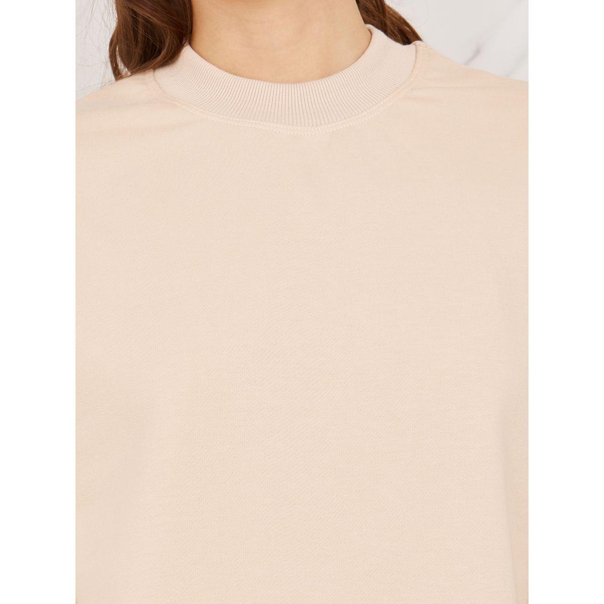 تيشيرت بقصة بوكسي مضلعة وياقة عالية-women-clothing-tshirts-image-3