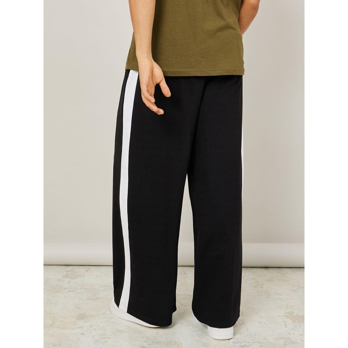 Styli Extra Wide Leg Jogger with Contrast Stripe Detail-men-clothing-bottoms-joggers-image-4