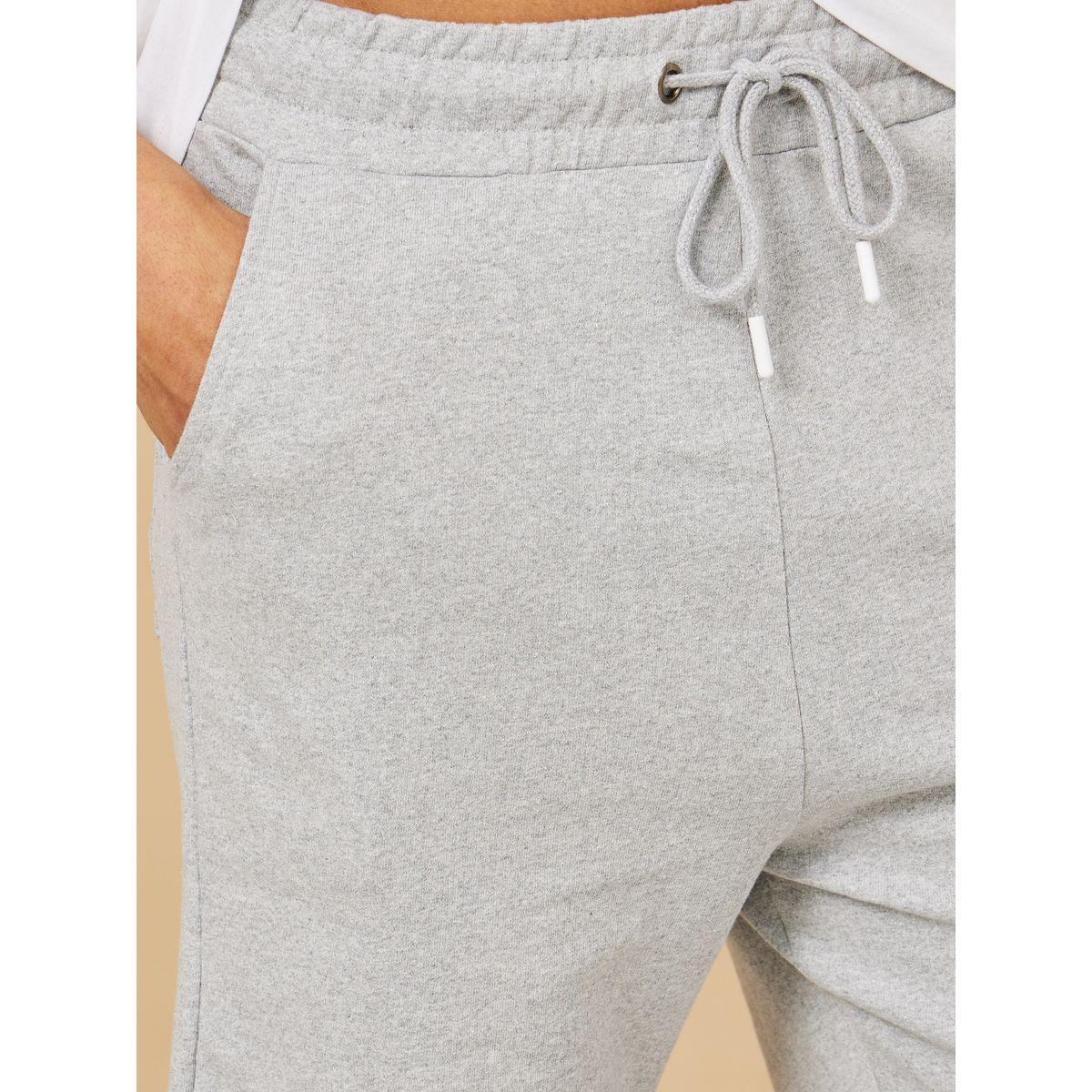 Styli Basic Regular Fit Solid Knit Shorts-men-clothing-bottoms-shorts-image-3