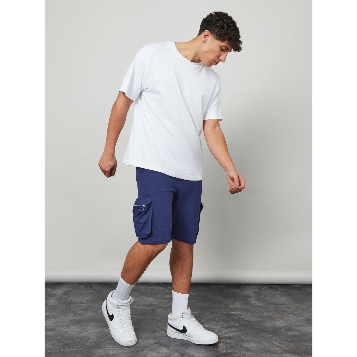 Styli Solid Oversized Shorts with Cargo Pocket Detail-men-clothing-bottoms-shorts-image-2