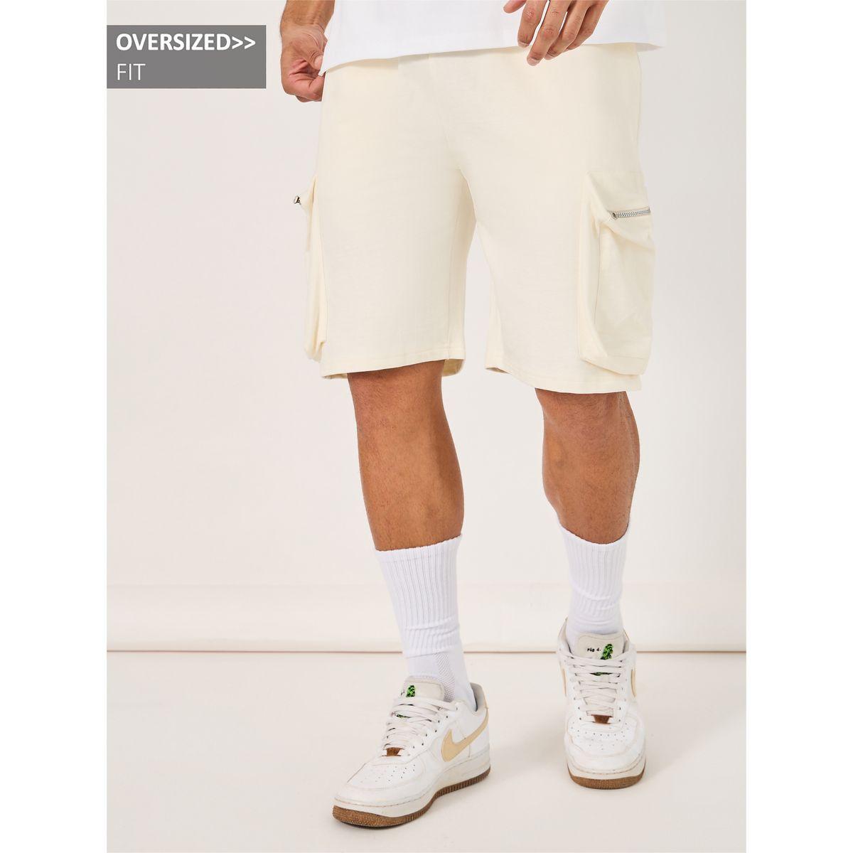 شورت كارجو فضفاض مع تفاصيل سحاب-men-clothing-bottoms-shorts-image-1