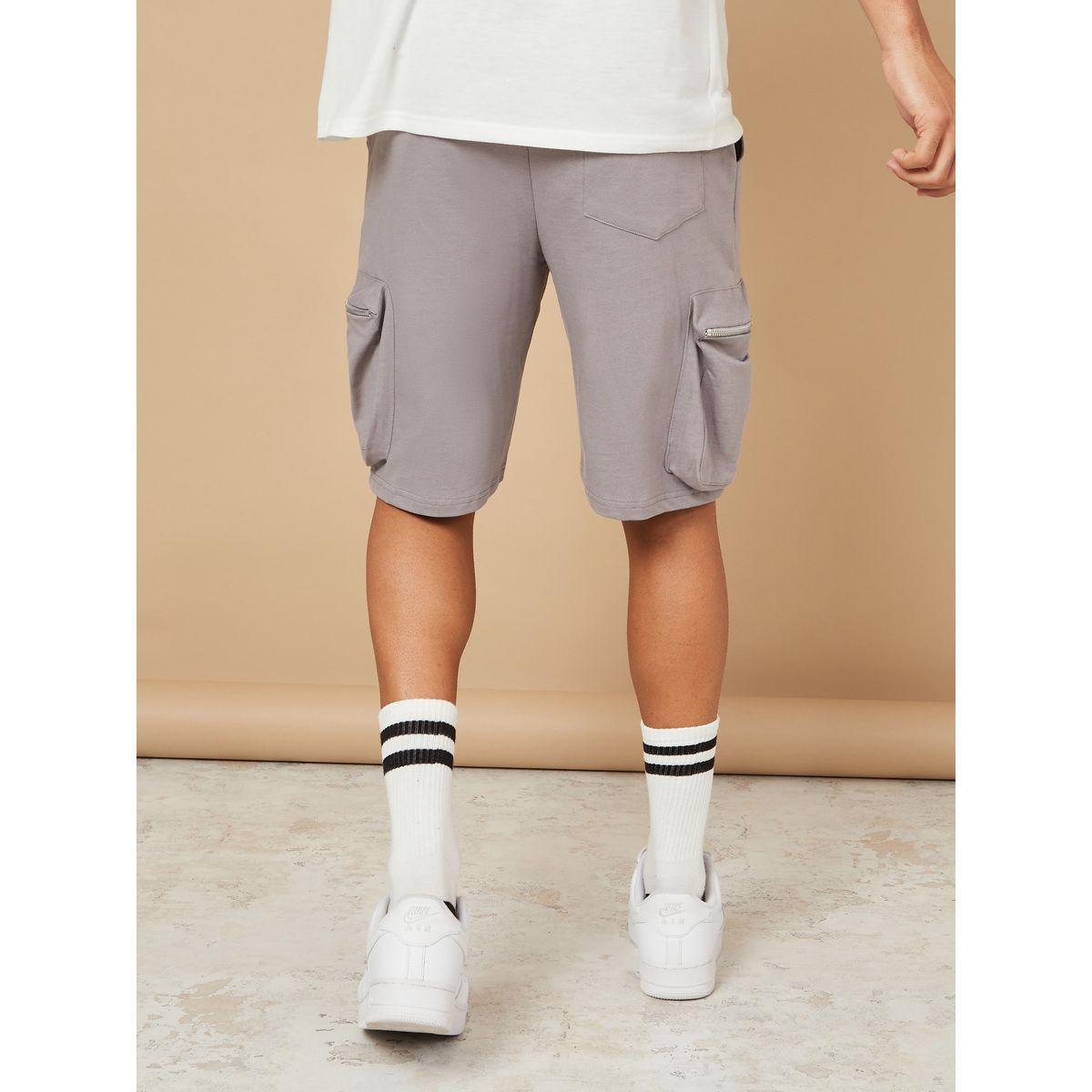 Styli Solid Oversized Shorts with Cargo Pocket Detail-men-clothing-bottoms-shorts-image-4