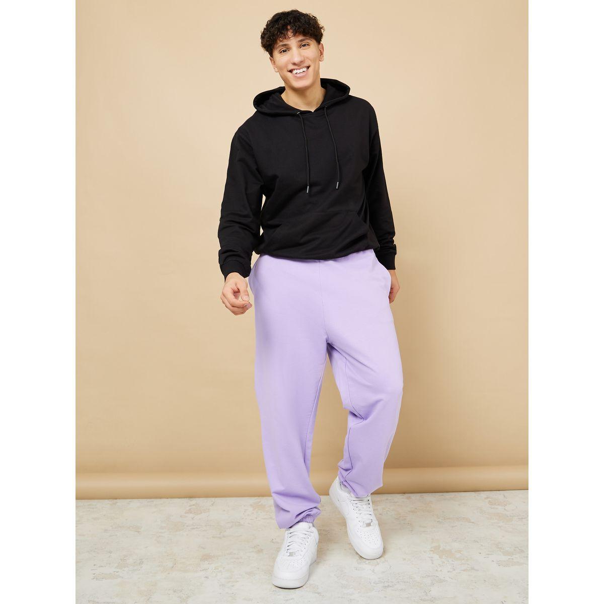 جوغر بقصة واسعة واساور مطاطية-men-clothing-bottoms-joggers-image-3