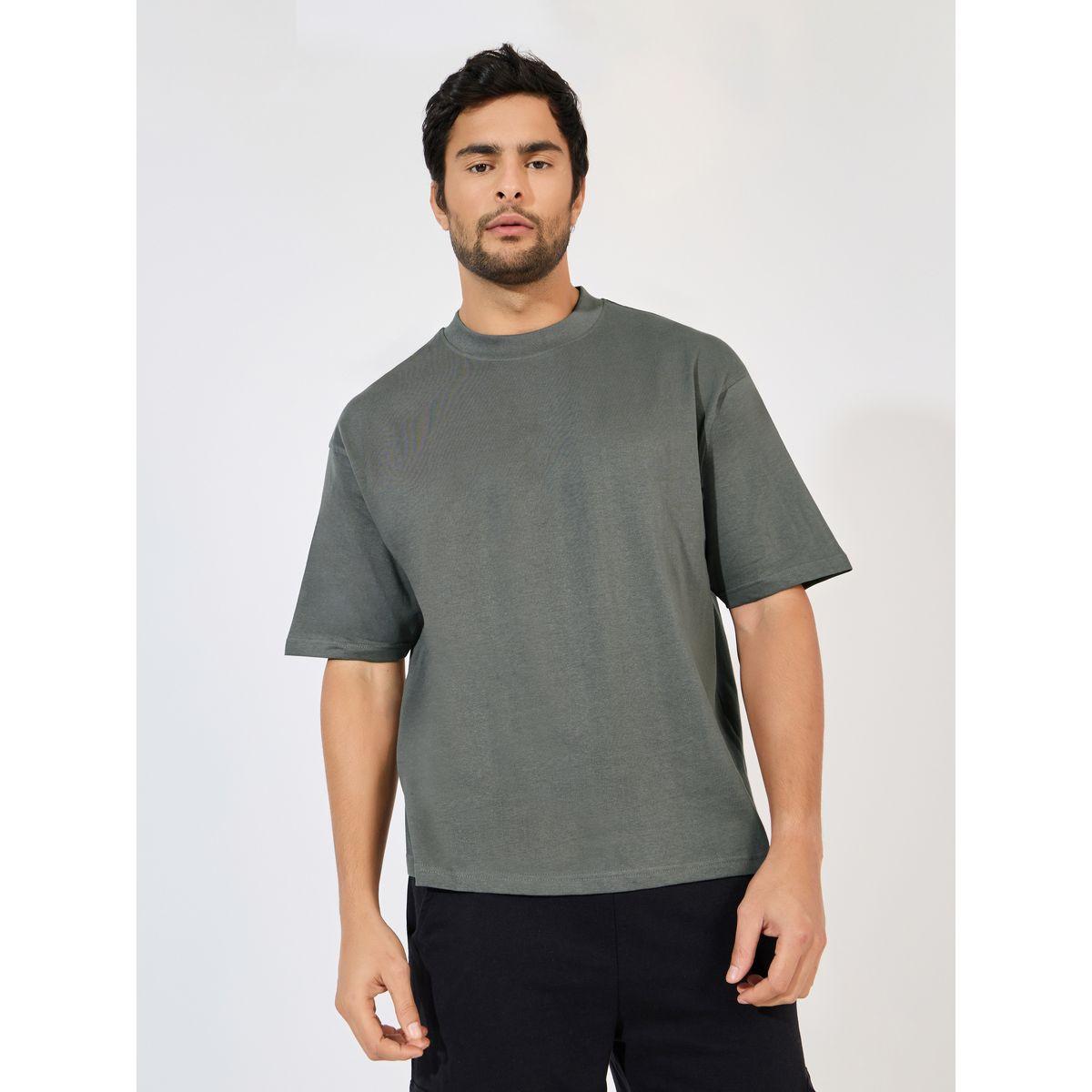 تيشيرت فضفاض بياقة وهمية-men-clothing-tshirtsandpolos-tshirts-image-1