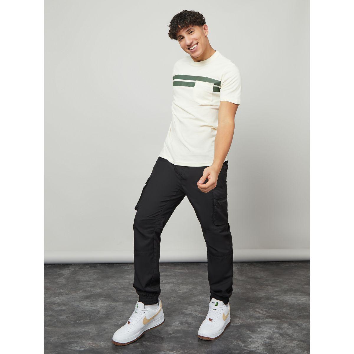 Styli Contrast Stripe Pocket Detail Regular Fit T-Shirt-men-clothing-tshirtsandpolos-tshirts-image-3
