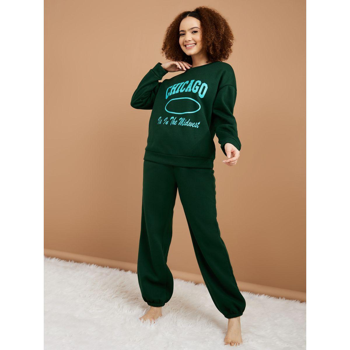 Styli Unwind Chicago Print Sweatshirt & Jogger Lounge Set-women-clothing-coordsets-image-1