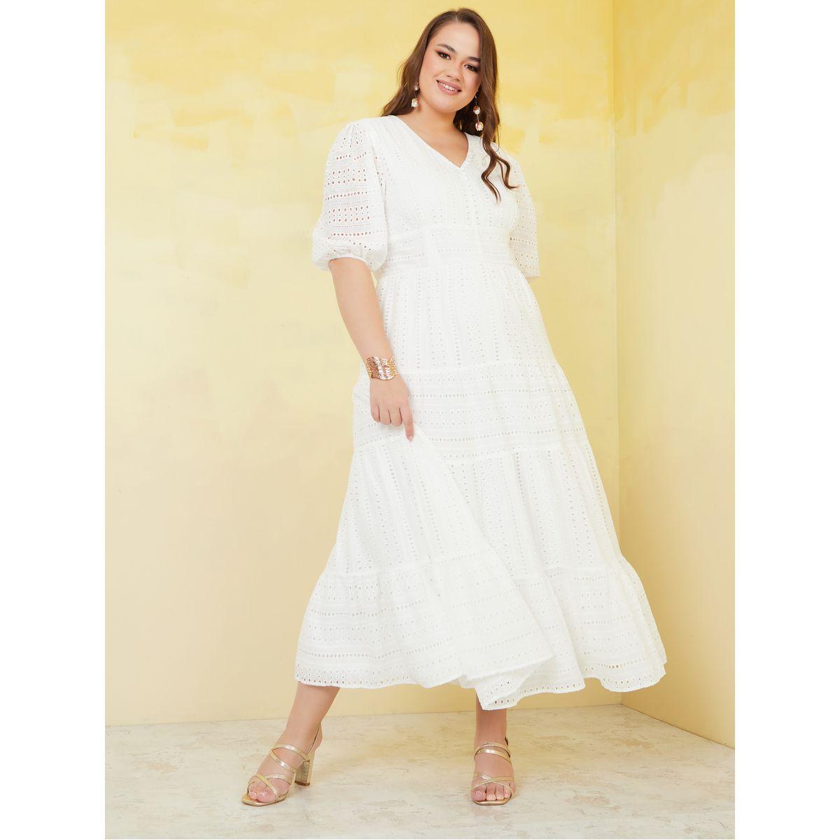 بلوزة بتفاصيل مطرزة وفتحات صغيرة-women-clothing-dresses-image-1