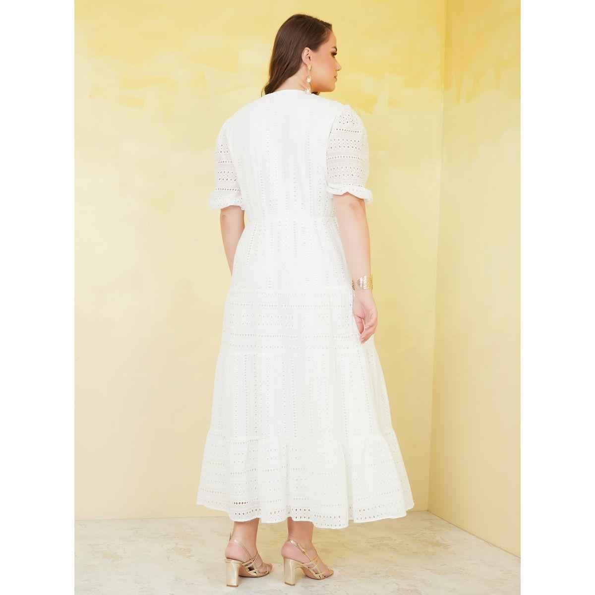 بلوزة بتفاصيل مطرزة وفتحات صغيرة-women-clothing-dresses-image-4
