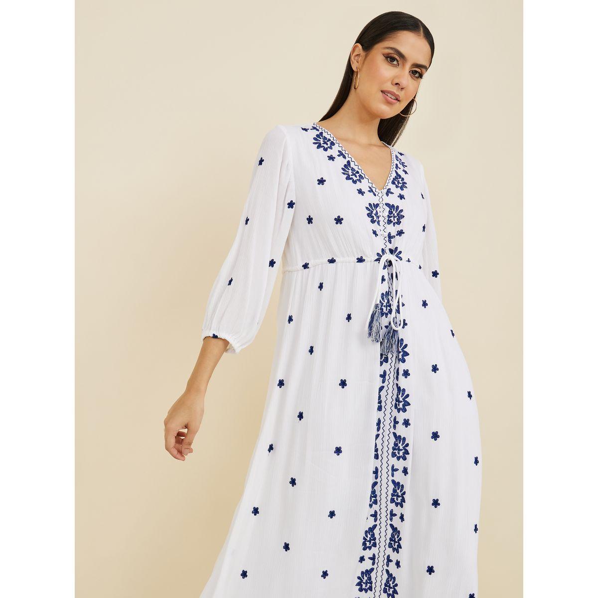Styli Long Sleeves Embroidered A-Line Maxi Dress-women-clothing-dresses-image-2