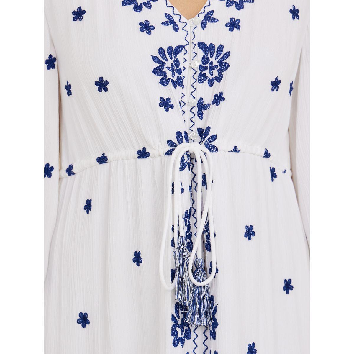 Styli Long Sleeves Embroidered A-Line Maxi Dress-women-clothing-dresses-image-3