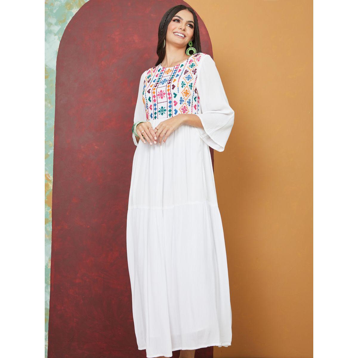فستان طويل بتفاصيل مطرزة-women-clothing-dresses-image-2