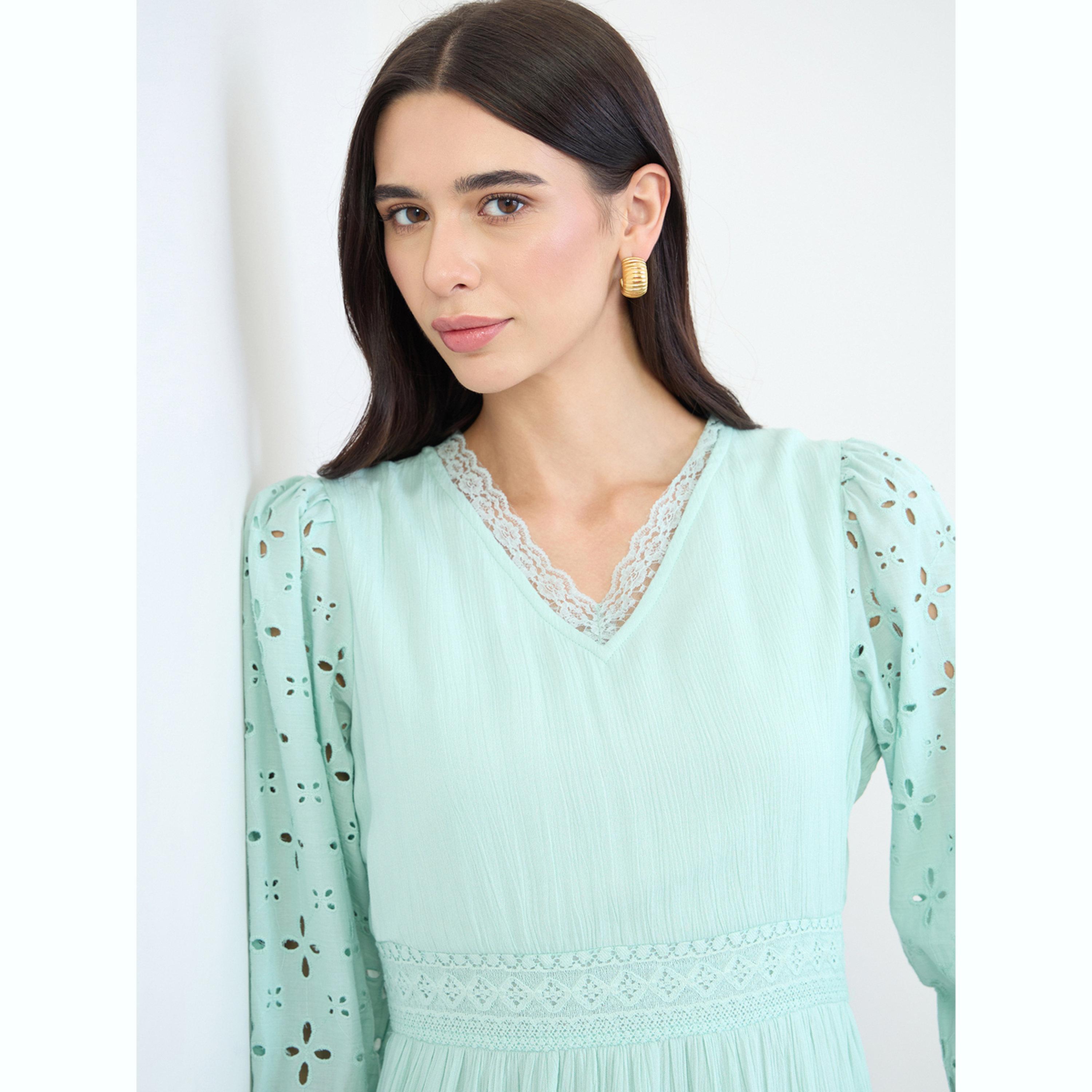 Styli Green Broderie Detail Lace Insert Maxi Dress-women-clothing-dresses-image-5