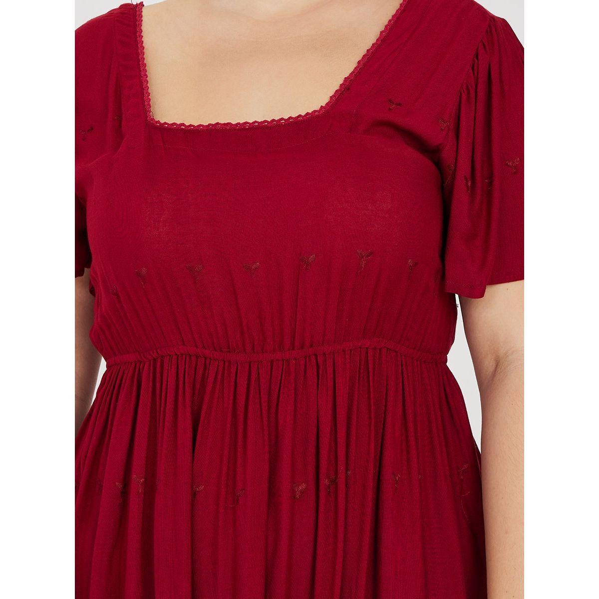 Styli Plus Square Neck Broderie Anglaise Border Maxi Dress-women-clothing-dresses-image-4