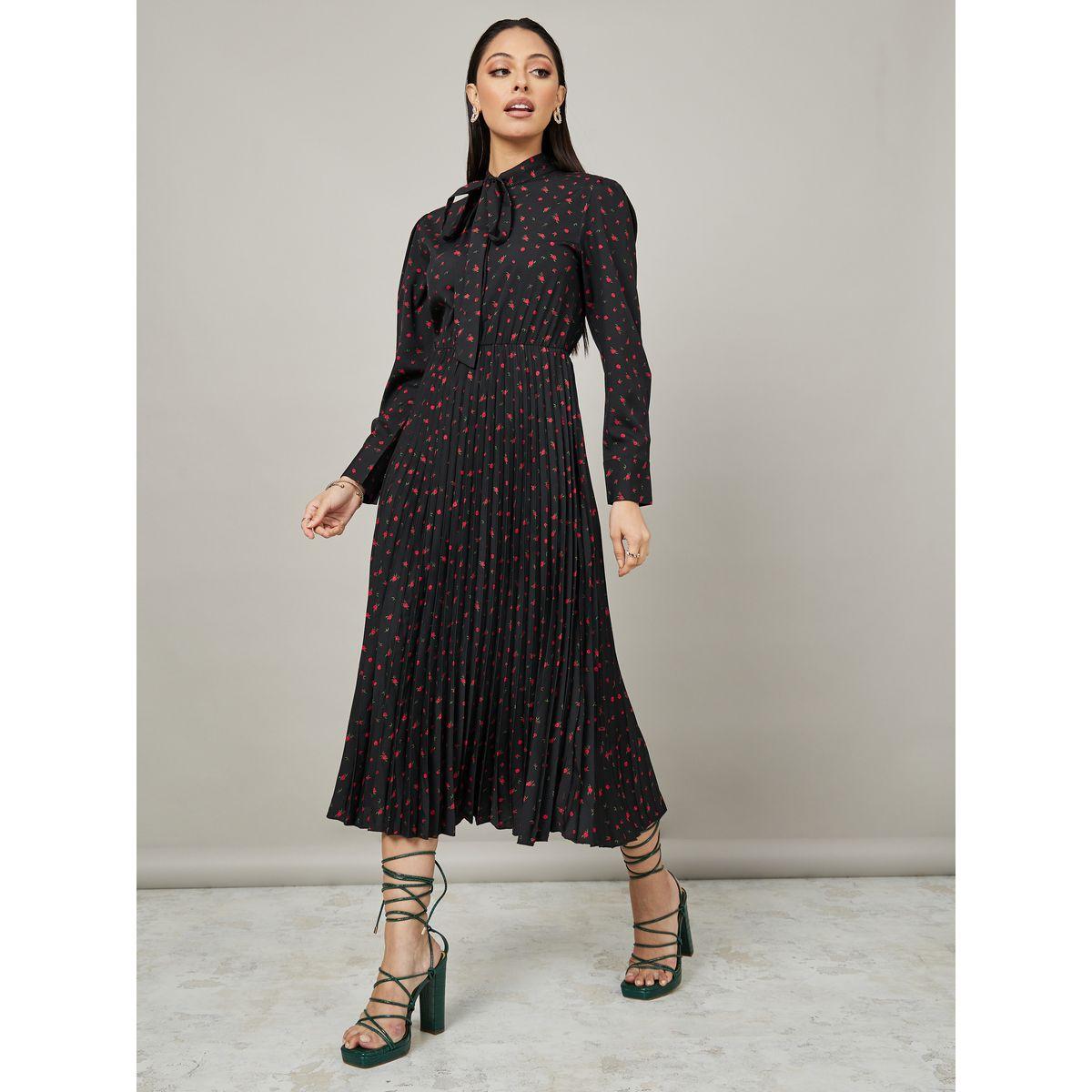 Styli Long Sleeves Rose All Over Print Pleated A-Line Midi Dress-women-clothing-dresses-image-2