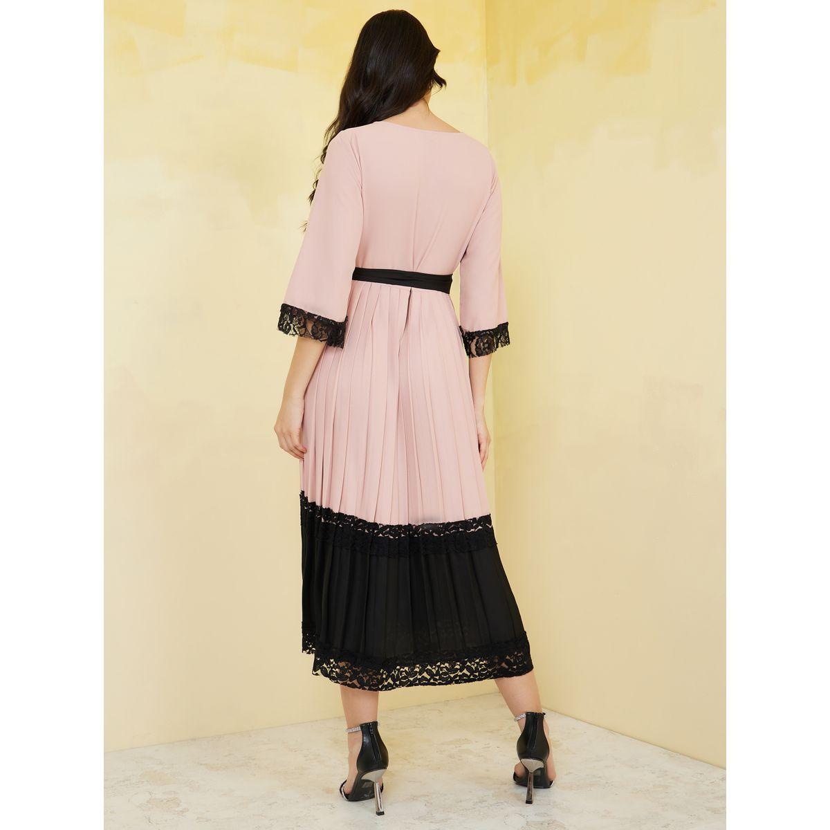 Styli Lace Trim Pleated A-Line Maxi Dress-women-clothing-dresses-image-4
