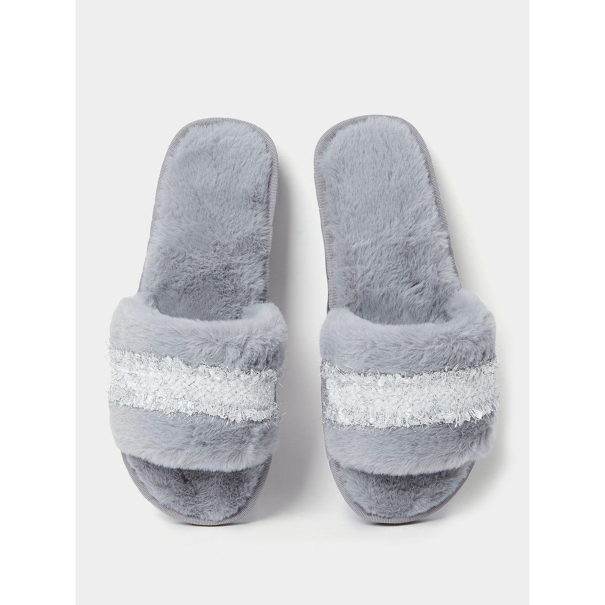 Styli Unwind Fluffy Bedroom Slippers-women-shoes-bedroomslippers-image-6