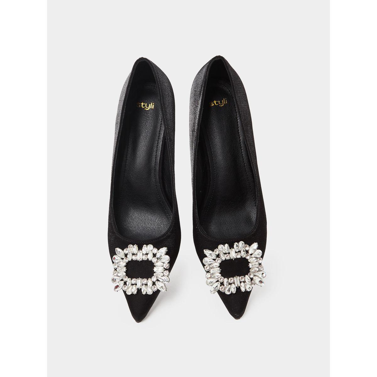 Styli Flower Embellished Kitten Heel Pumps-women-shoes-heels-image-5
