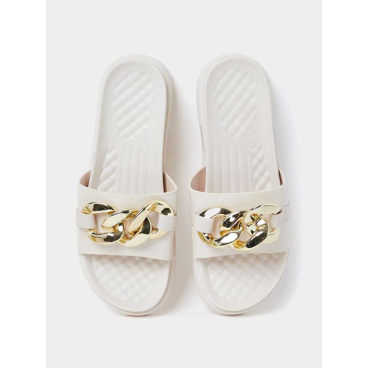 صندل فلات مزين بحلية-women-shoes-sandals-flats-image-6