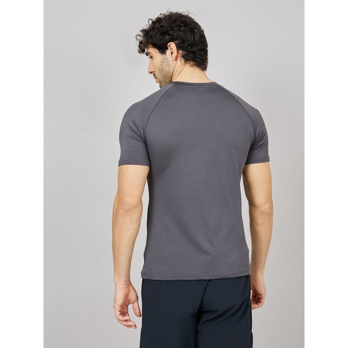 Styli Active Super Stretch Compression T-Shirt with Logo Detail-men-clothing-sportswearandactivewear-tshirtsandpolos-image-5