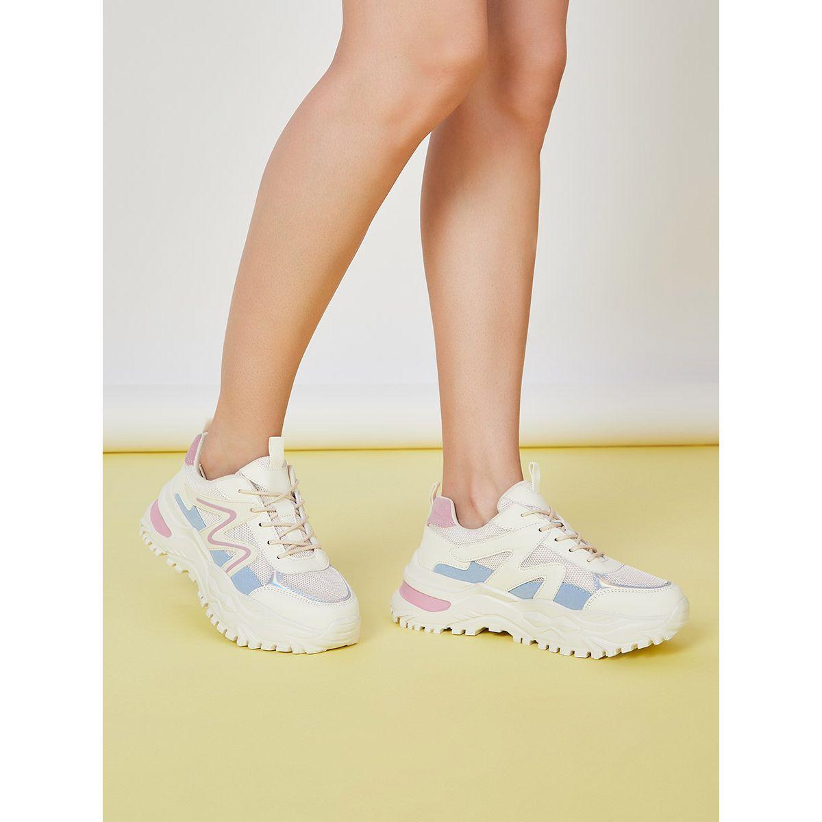 حذاء سنيكرز بنمط كتل الالوان-women-shoes-sneakers-image-1
