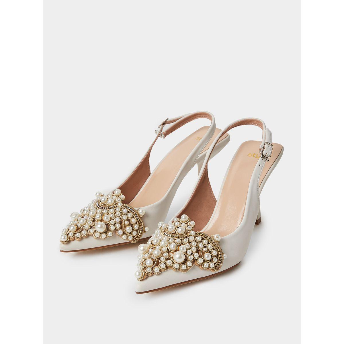 صندل بكعب متوسط مزين بلؤلؤ-women-shoes-heels-image-3