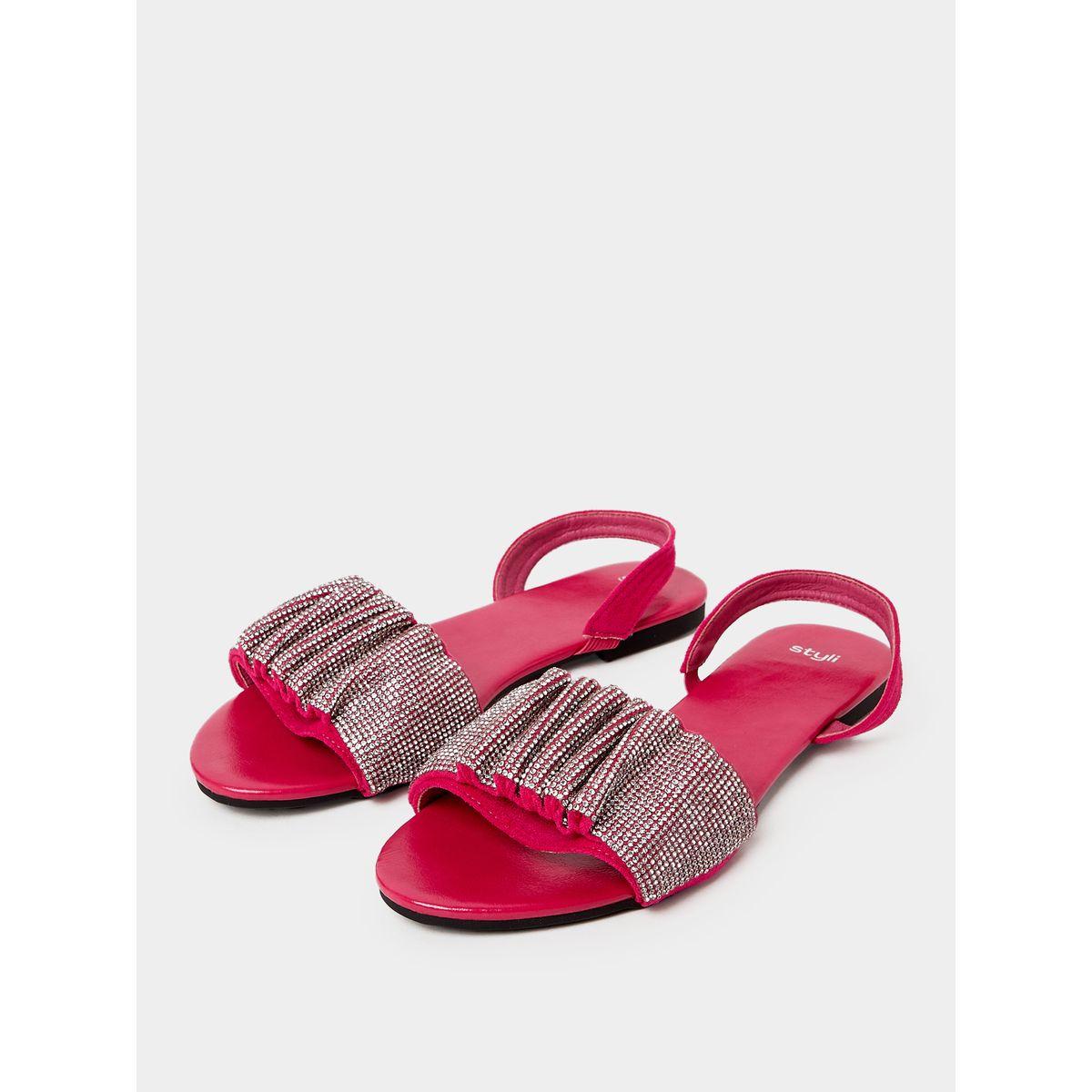 صندل فلات بسير بتفاصيل مزمومة-women-shoes-sandals-flats-image-3