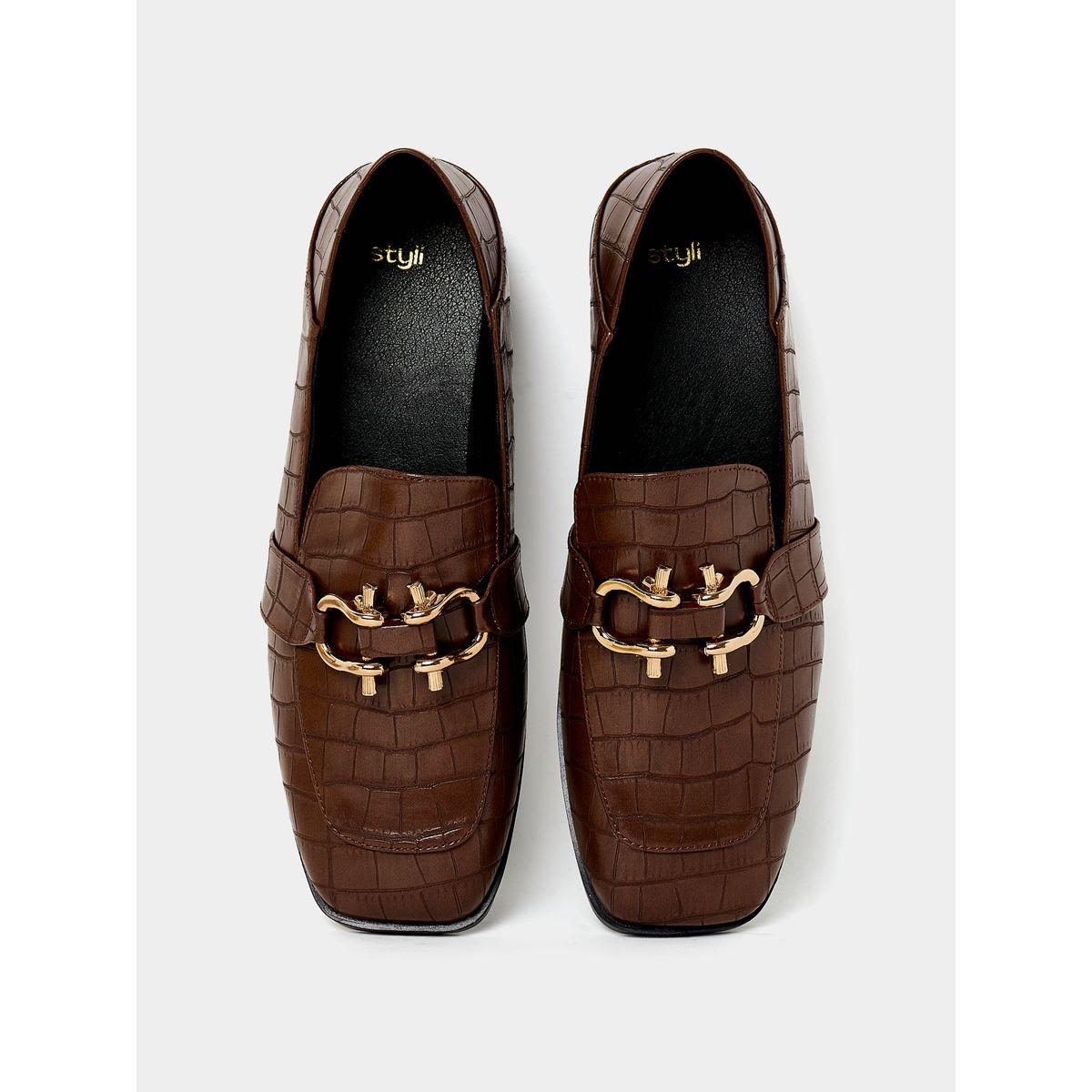 Styli Horseshoe Buckle Strap Textured Loafer-women-shoes-loafersandmoccasins-image-6