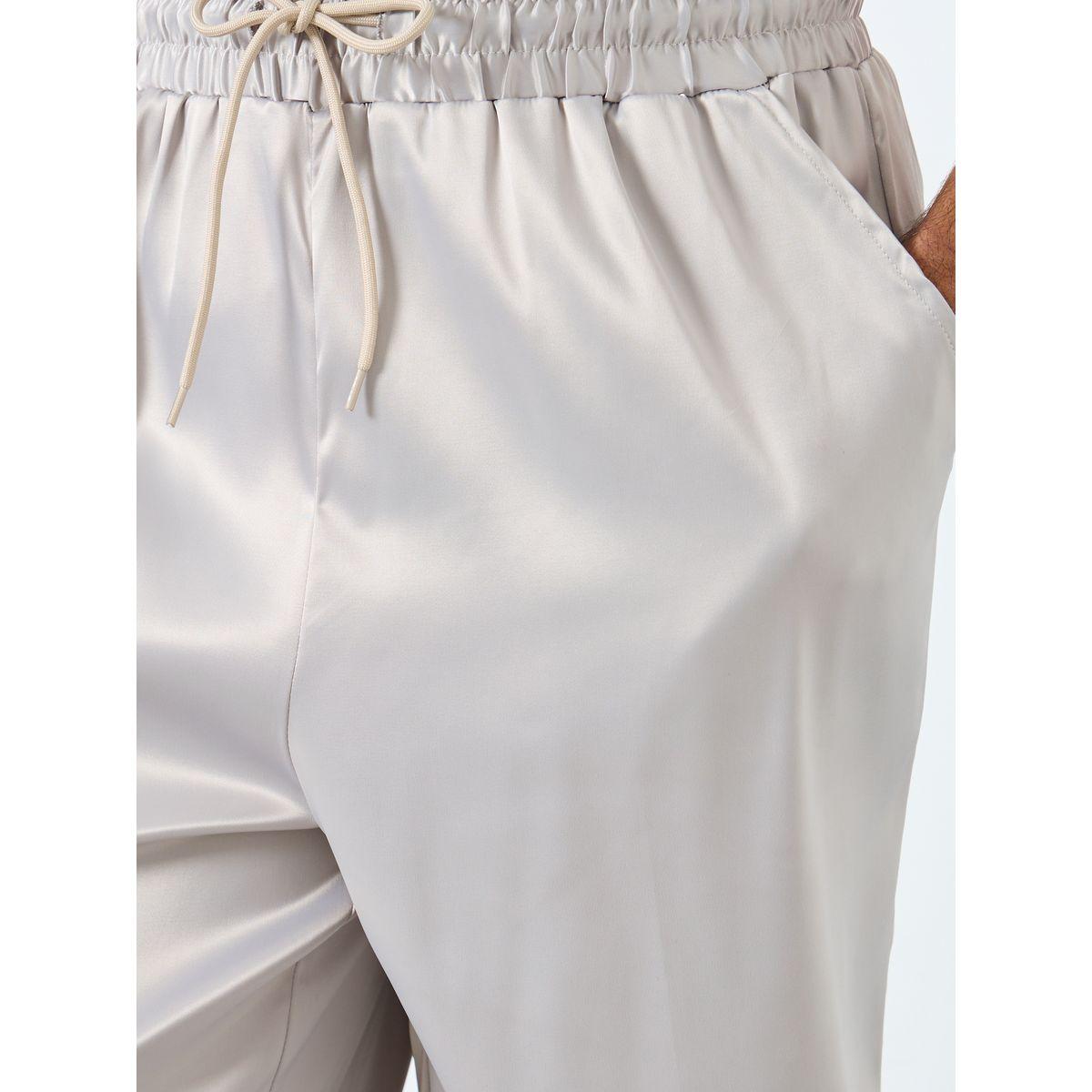 Styli  Basketball Woven Shorts with Tape Hem Detai and Drawstring-men-clothing-sportswearandactivewear-bottoms-shorts-image-3