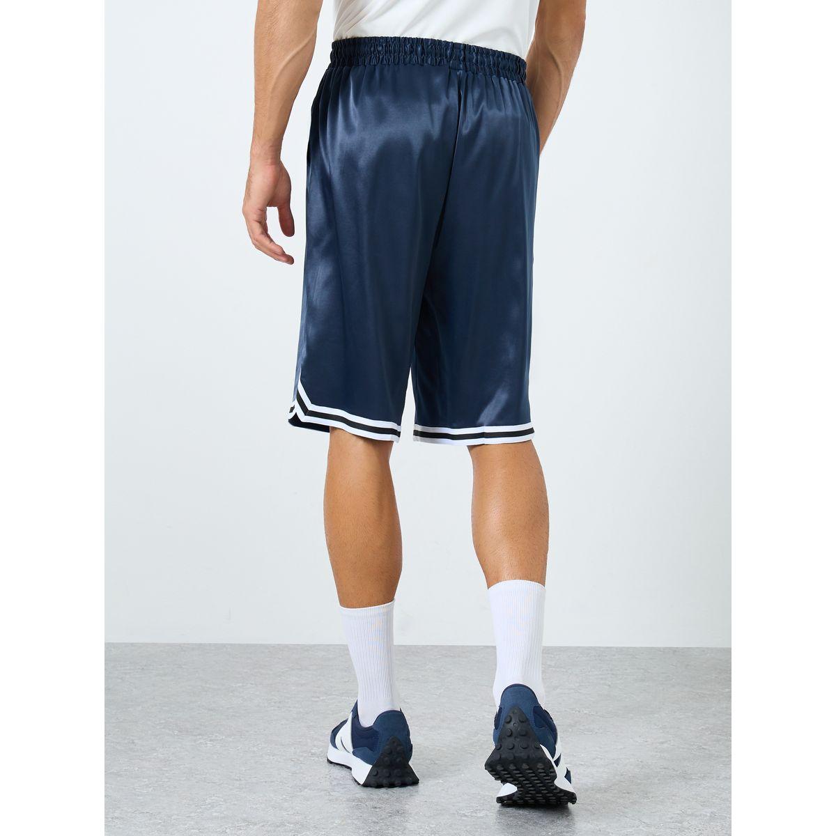 شورت رياضي بتفاصيل أربطة خصر-sports-men-clothing-bottoms-shorts-image-4