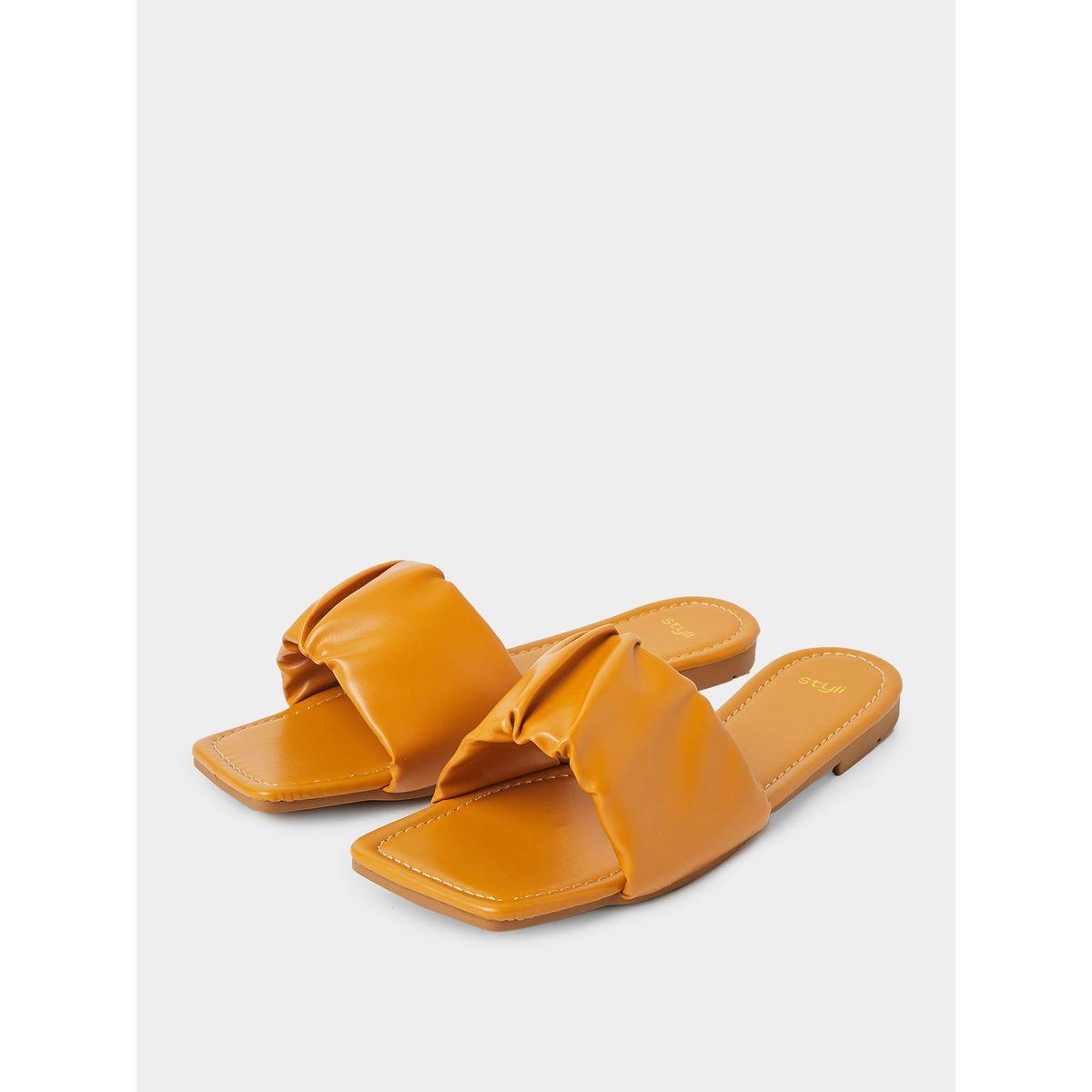 Styli Cushion Single Strap Flat Sandals-women-shoes-sandals-flats-image-3