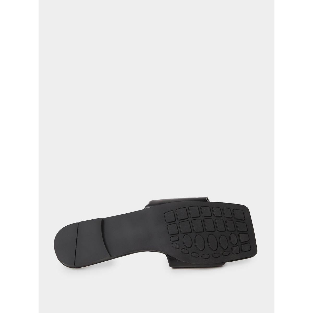 Styli Cushion Single Strap Flat Sandals-women-shoes-sandals-flats-image-7