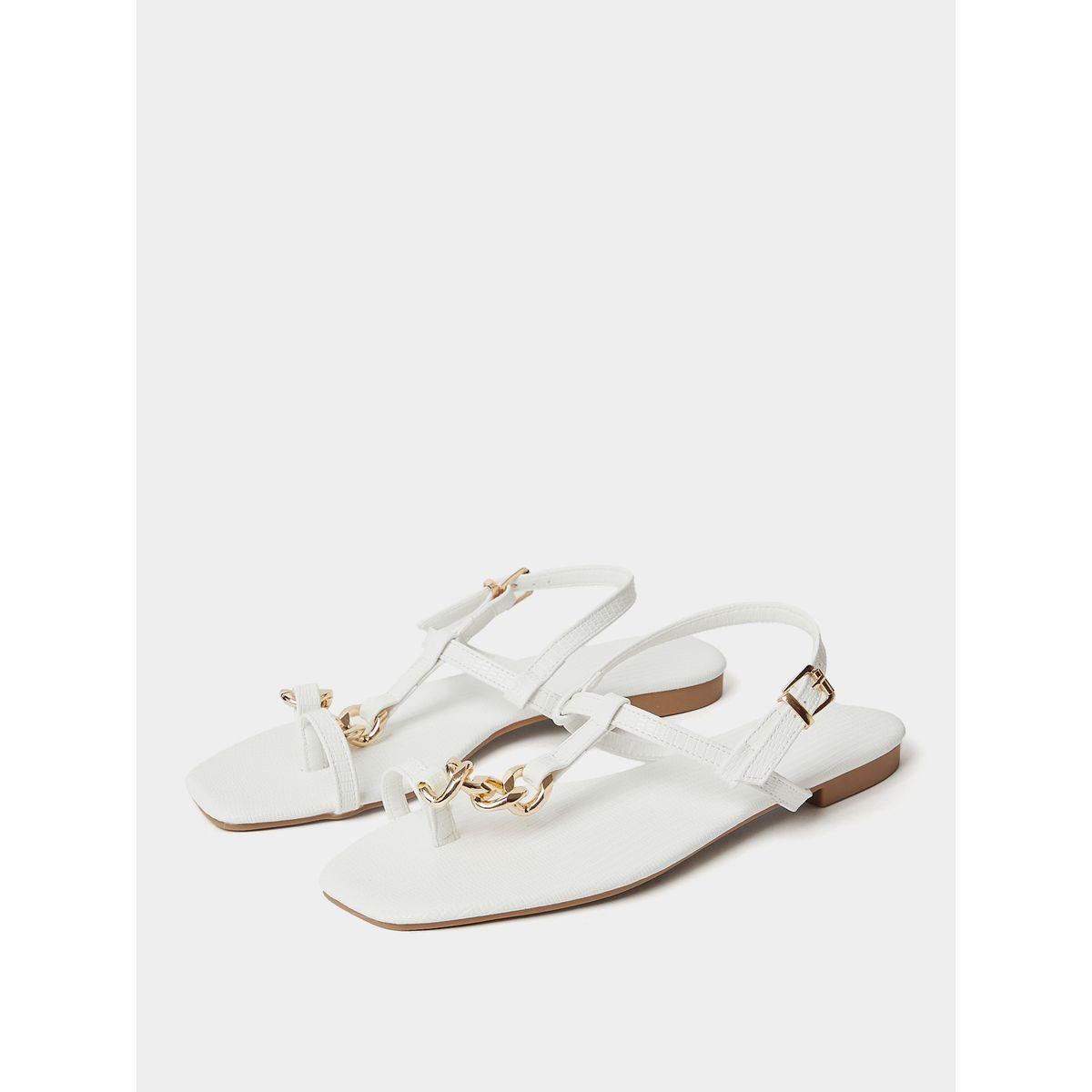 صندل فلات بتفاصيل بارزة الملمس-women-shoes-sandals-flats-image-3