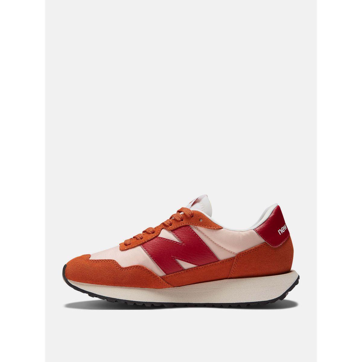 حذاء سنيكرز بنمط كتل الالوان-women-shoes-sneakers-image-2