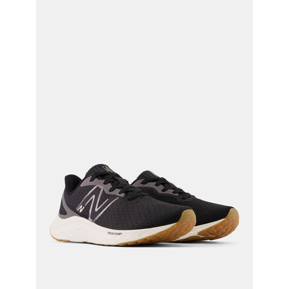 حذاء سنيكرز فريش فوم اريشي، في 4-sports-women-shoes-image-3