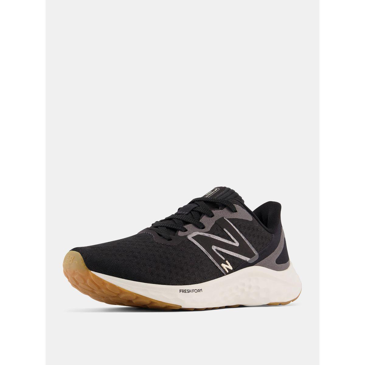حذاء سنيكرز فريش فوم اريشي، في 4-sports-women-shoes-image-4