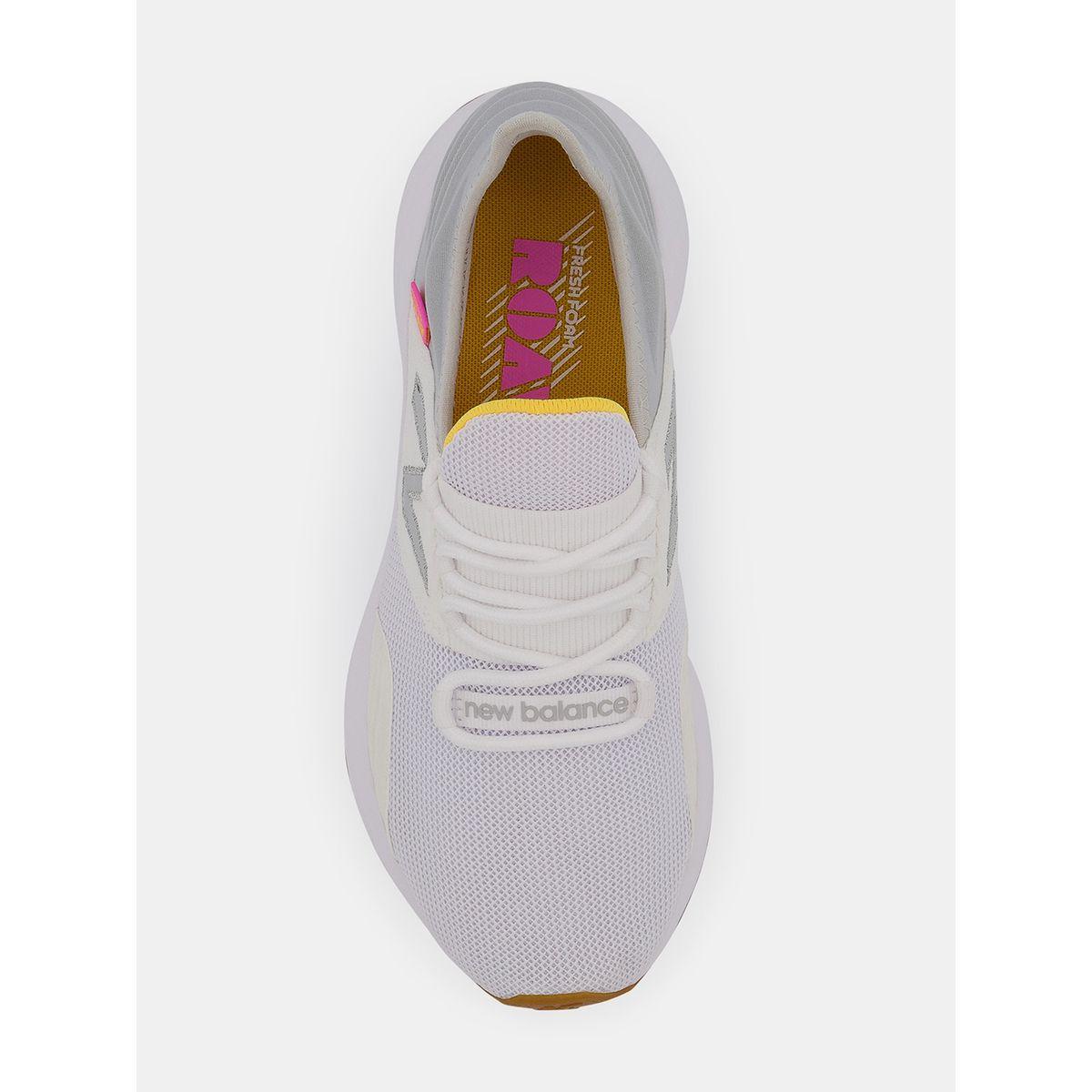 New Balance Fresh Foam Roav V1 Sneakers-women-shoes-loafersandmoccasins-image-4