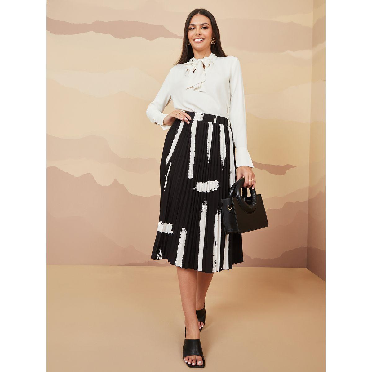 Styli Pleated Printed A-Line Midi Skirt-women-clothing-bottoms-skirts-image-2
