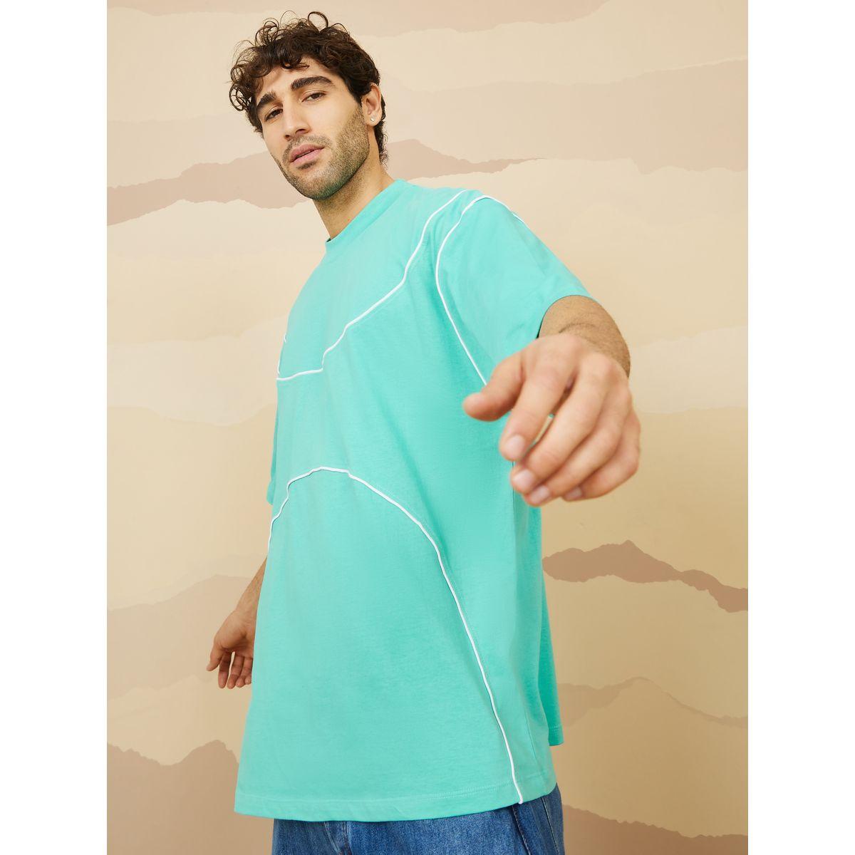 تيشيرت بقصة بوكسي وتداخلات محزوزة-men-clothing-tshirtsandpolos-tshirts-image-1